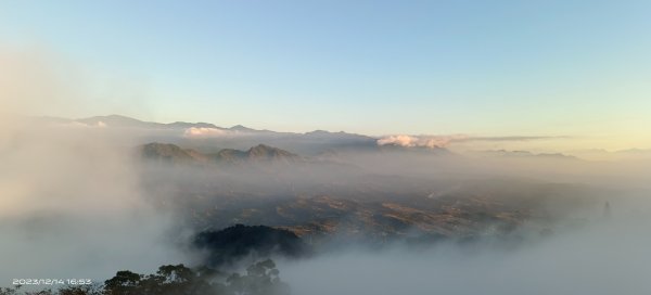 雲洞山莊夕陽暮光雲海&首訪龍騰斷橋12/142378791