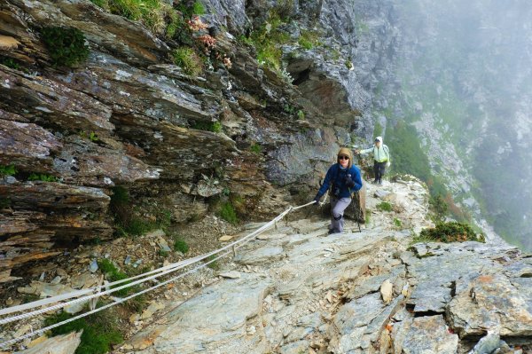 我們與奇萊主山的距離618028