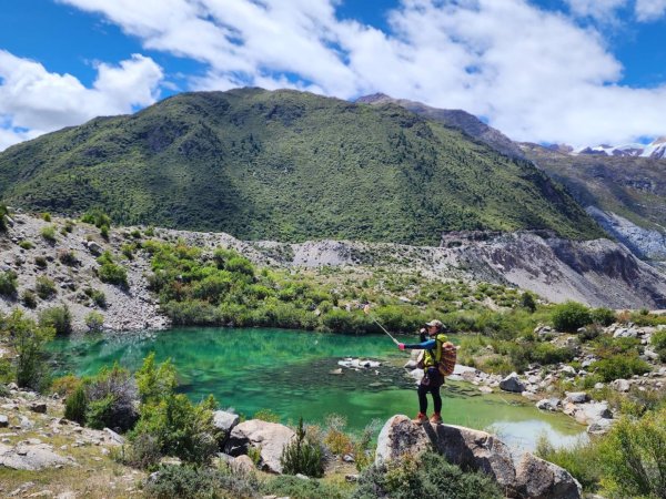 西藏的高山聖湖💙一措再措2907559