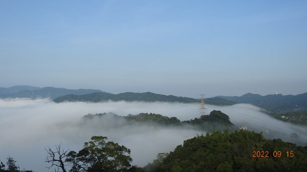 石碇二格山雲海+雲瀑+日出+火燒雲 9/151843679