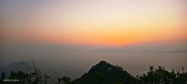 #二格山 #琉璃光 #雲海流瀑 #日出 9/292896681