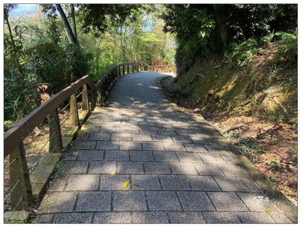 沙巴蘭山、慈恩塔步道 (日月潭)2743328