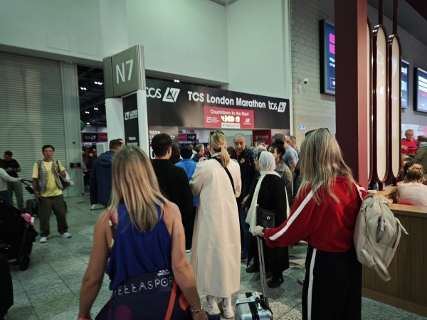 2025_0425 倫敦馬拉松順遊西歐 D7b(領倫敦馬拉松參賽物資)2793715