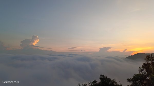 北宜郊山之濫觴 #琉璃光雲瀑 #琉璃光雲海 #霞光雲海 #日出雲海 #觀音圈雲海 8/82567518