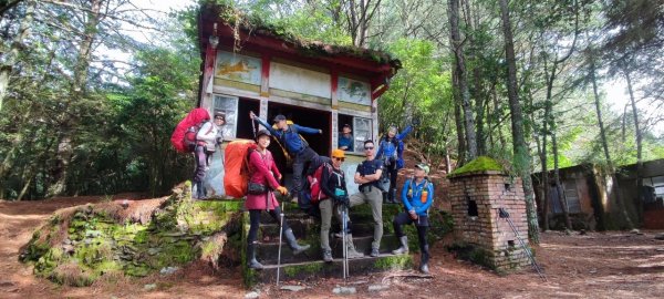 雙龍林道上巒安堂西巒大山1778705