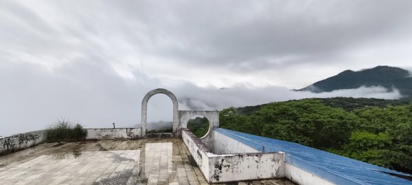 #文化大學 #雲海 #琉璃光 #陽明山秘境 4/253042461