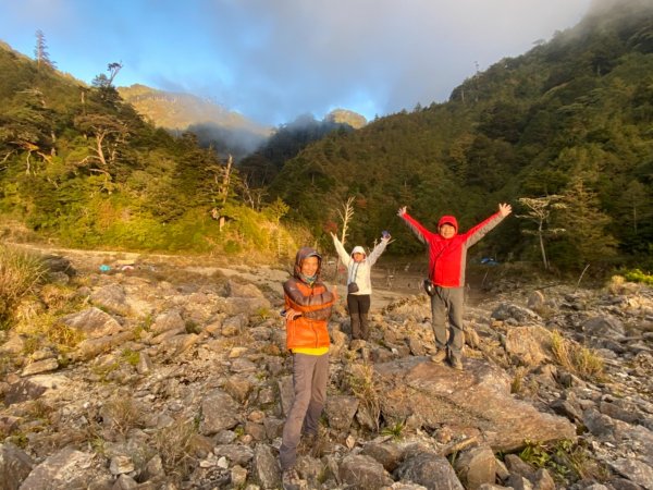 小關山林道上小關山1550026