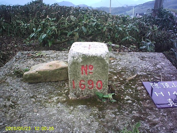 台18號公路的隙頂山3061237