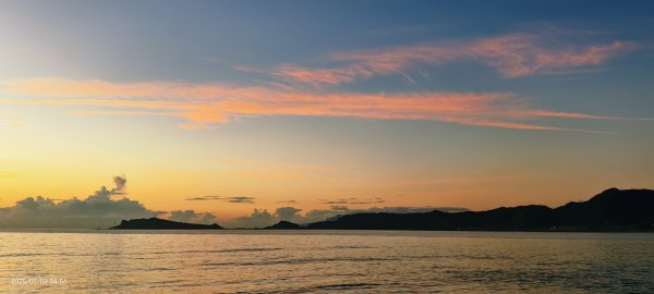 天龍國阿伯的日常-雲山水花鳥蝶  #龜島曉日  #牡丹蓮 #香水蓮  #手機拍攝 賞蝶趣 7/2&32826059