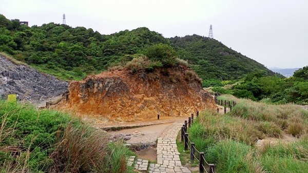 硫氣氤氳的硫磺谷步道、硫磺谷地熱景觀區