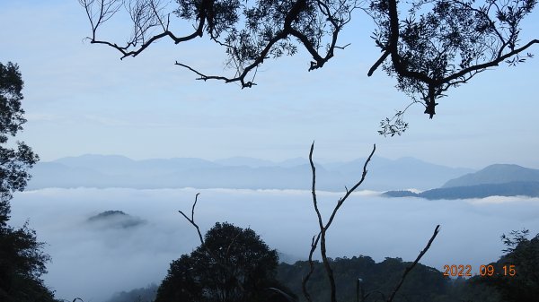 石碇二格山雲海+雲瀑+日出+火燒雲 9/151843630