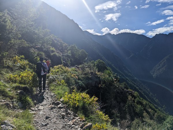 玉山西峰及山神廟、玉山主峰賞日出1838065