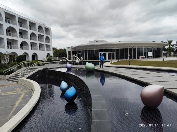 4-3 滬尾藝文休閒園區→禮萊廣場→和平公園→一滴水紀念館→雲門舞集→滬尾砲臺公園→漁人碼頭→情人橋2690071