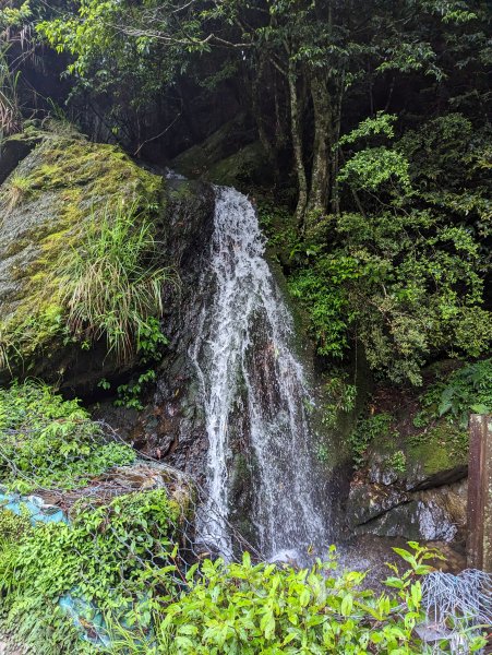 大霧籠罩的世紀奇峰「大霸尖山」2185278