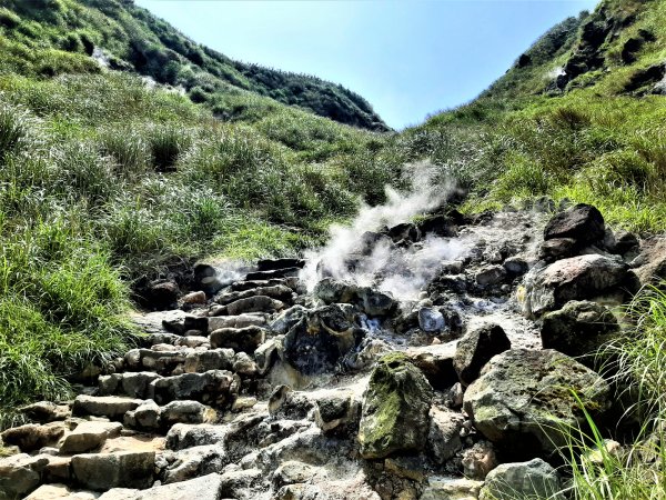 走遍陽明山：七星山系｜七星山 、夢幻湖2121101