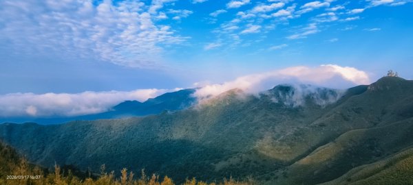 陽明山趴趴走追雲趣 1/172983233