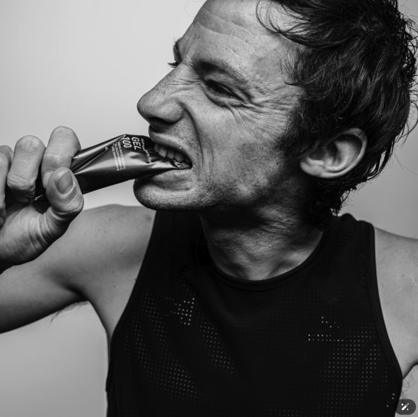 【話題】貴得有理？ 小小一包卻很貴？吃能量膠的人在想什麼？ 這篇告訴你