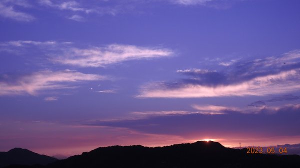 雲山水花鳥蝶-天龍國阿伯的日常5/4翡翠水庫壩頂日出&雲海2140839