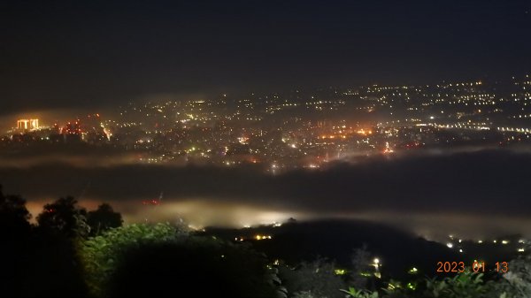 再衝觀音山夜景/晨曦/日出&差強人意琉璃光/雲海/火燒雲 1/131992085