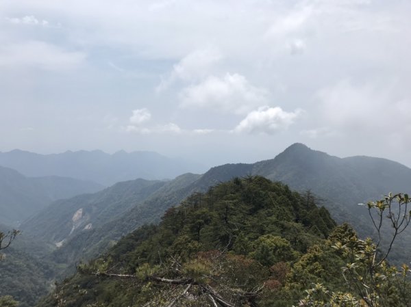 鳶嘴山929363