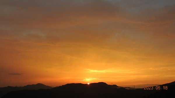 5/20我愛您新店四十份翡翠水庫壩頂日出雲海&5/182154195