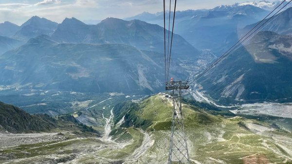 TMB/Courmayeur to La Ville des Glaciers3094369