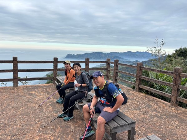 20241214竹崎15連峰(四大天王山到大湖尖山路況荒涼)2669011