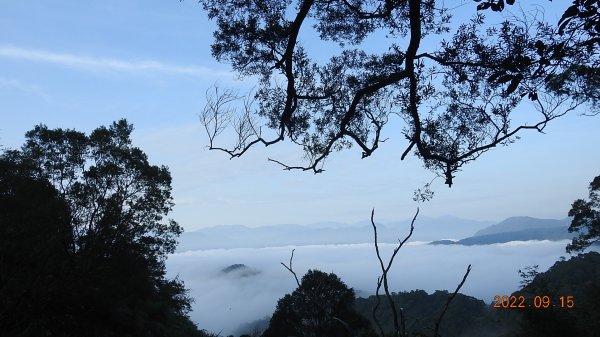 石碇二格山雲海+雲瀑+日出+火燒雲 9/151843632