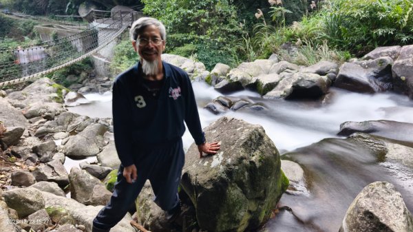 #夕陽 #火燒雲 #猴崁古道 #草山觀瀑吊橋 #住六公園 12/232968460