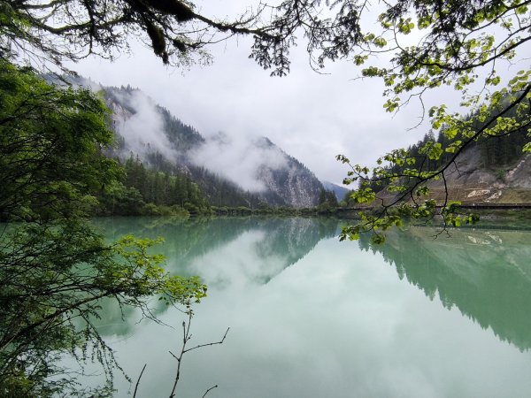 【海外健行】在山海與古都間，一半人間煙火，一半天上霓虹。3071549