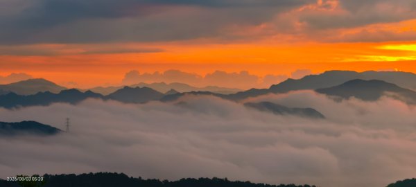 #石碇後山 #月亮 #曙光 #反燒 #日出 #雲海 8/3&103094724