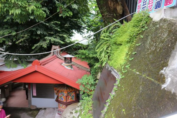 小百岳NO.29 苗栗獅頭山。獅山古道 茶園坪步道。峨眉湖環湖步道〔苗栗〕貓狸山公園 功維敘隧道2253545