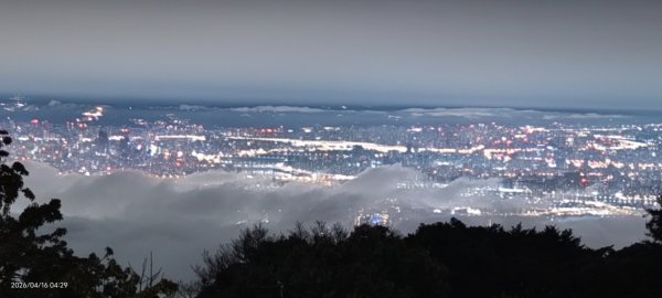 #陽明山 #琉璃光 #紅斑蛇 #新店四十份 #雲瀑 #翡翠水庫壩頂 #日出 #雲海 4/16&183037618