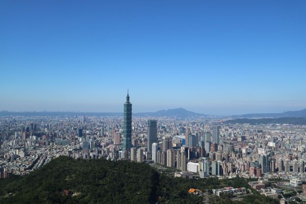 虎山步道上南港山九五峰