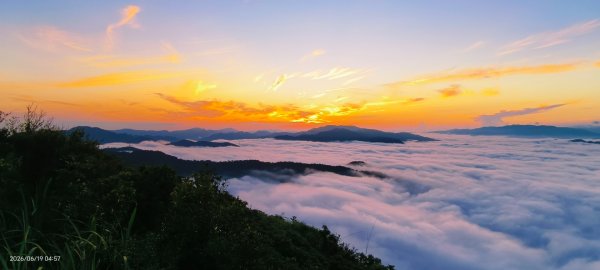 #石碇後山  #雲海 #日出 首登 #中嶺山 6/193075985