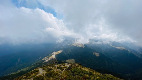 合歡北峰。時晴時霧時雲雨1481423