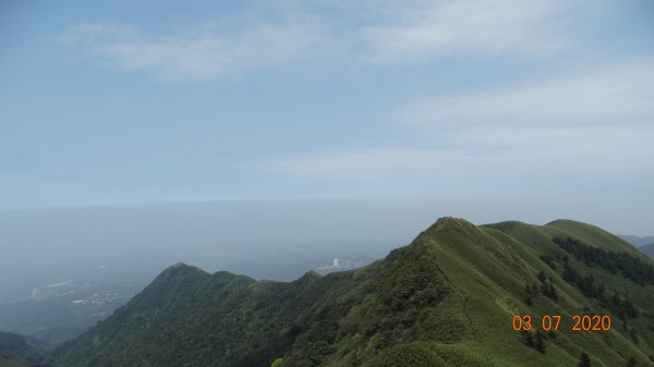 經不住陽光和遠處山頭的誘惑 !869678