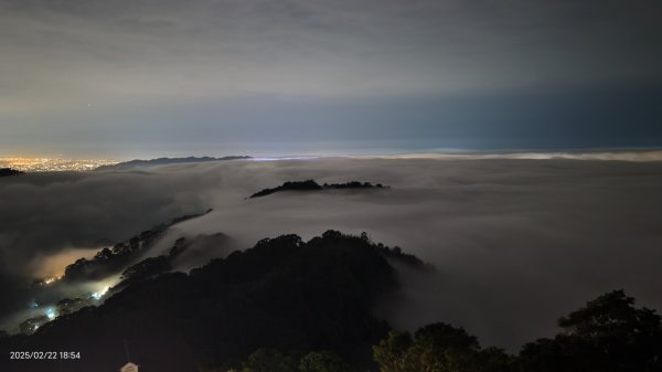 苗栗大湖 #薑麻園 #雲洞山莊 #琉璃光 #雲海 #雲瀑 2/222718344