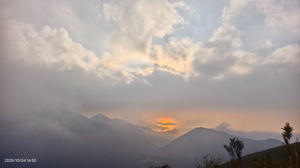 #小觀音山西峰 #雲海 #雲瀑 #觀音圈 #夕陽 #霞光 #月圓 10/5&6&42904206