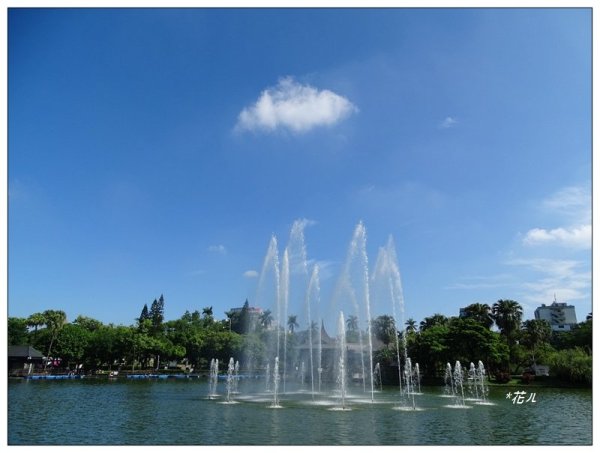 台中公園基石 (砲台山三角原點)2673267