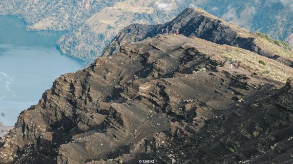 【海外健行】黯然消魂的火山攀登：龍目之巔林賈尼火山2823221