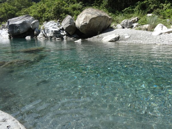 慕谷慕魚, 深山裡仿如寶石般的絕美景色1415343