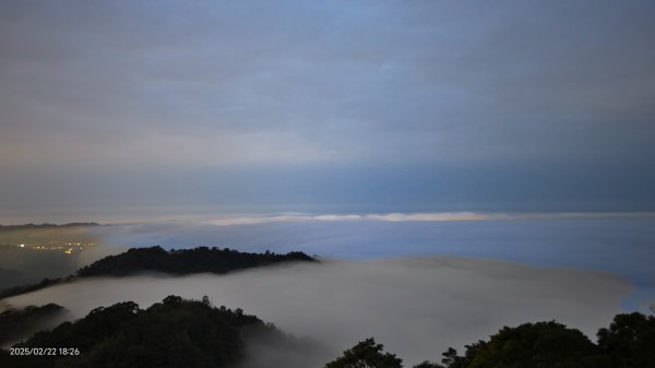 苗栗大湖 #薑麻園 #雲洞山莊 #琉璃光 #雲海 #雲瀑 2/222718341