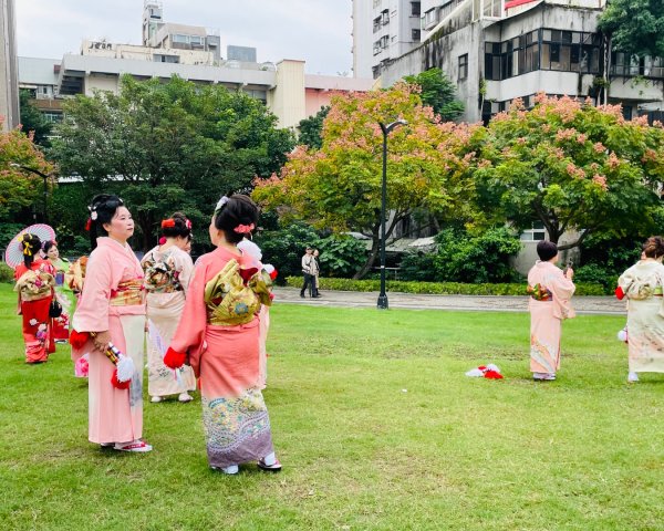 雨天備案💙 台灣博物館的古生代館-台大動植物館免費參觀-北投♨️季2929267
