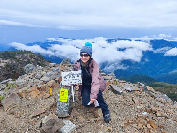 玉山群峰前五峰後四峰2610647