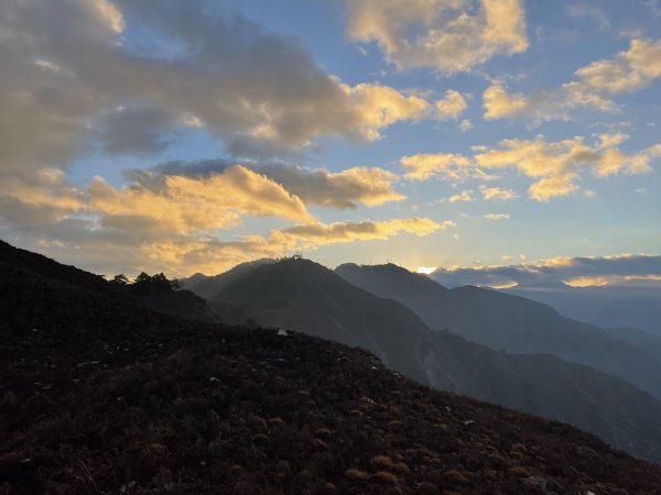 卡社山、拉夫朗山、加年端山 (三)1357560