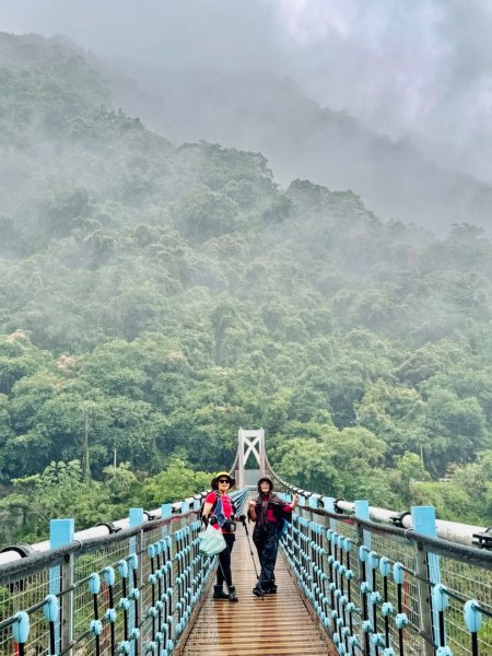 雨下的白毛山步道與白鹿吊橋2805305