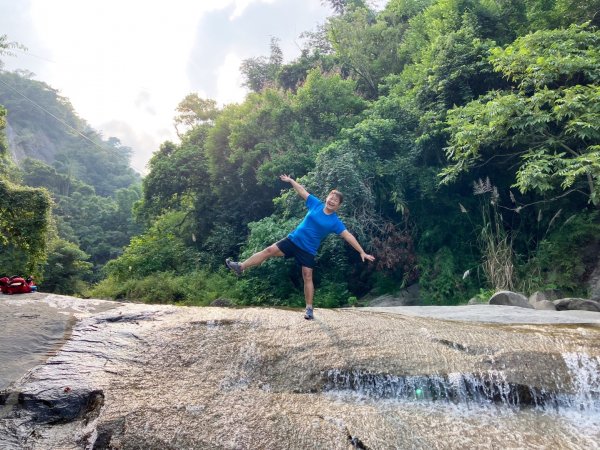 千層岩瀑布丶西阿里關山丶茅山南峰1851189