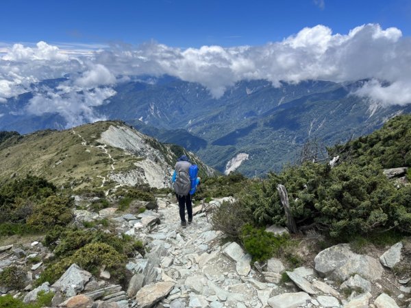 2022/06/02-2022/06/03(兩天一夜-嘉明湖/向陽山/三叉山)1728662