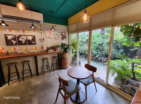 基隆小旅(夏隆咖啡、龍頭山獅子亭)2972805